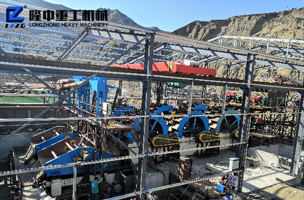 洗砂機(jī)清洗河沙如何才能更干凈？隆中為您支